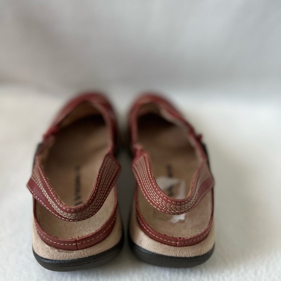 Romika Size 36/6 Red/Creme Leather multicolor Accent Stitching Casual Slip On. - Picture 10 of 16